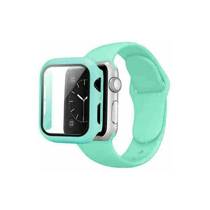 Grønt silikone urrem og cover til Apple Watch 44mm, vises på hvid baggrund.