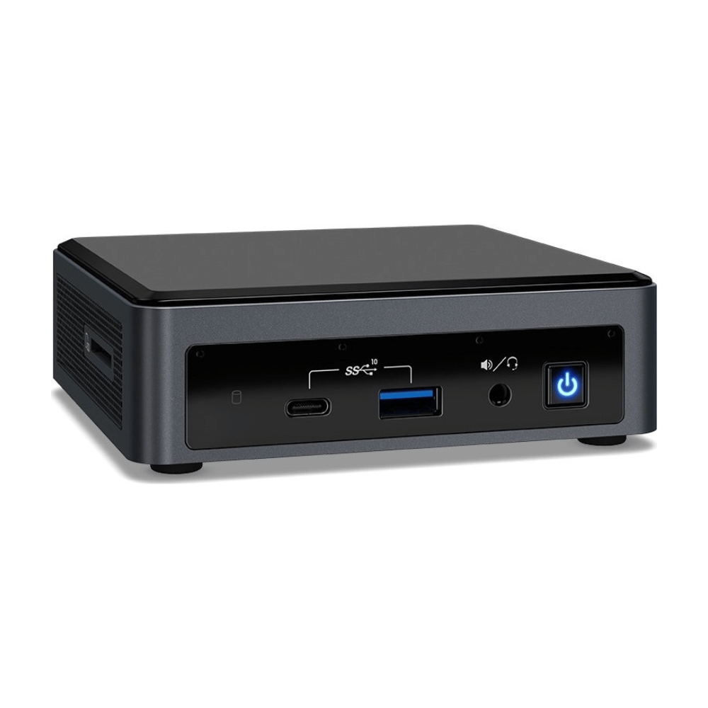 Bagsiden af en Intel NUC Mini PC med USB-porte, lydstik og tænd/sluk-knap